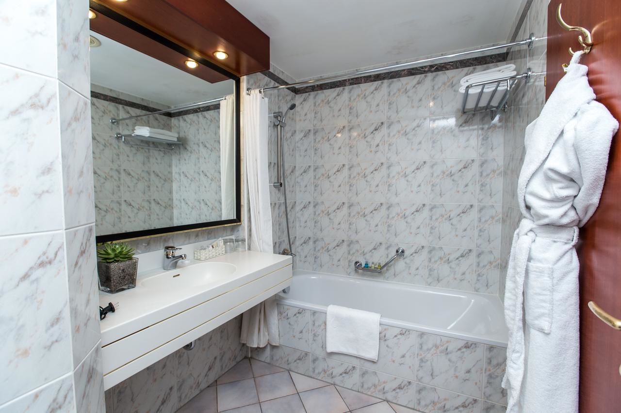 Отель Рахат Палас Отель Алматы